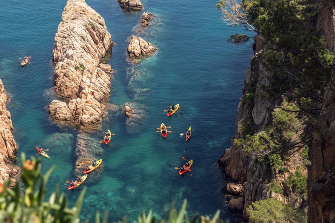 Barcelona Costa Brava Kayak, Snorkel & Cliff Jump Day Tour - From La Bohème to S’Agaró: the coach-day flow