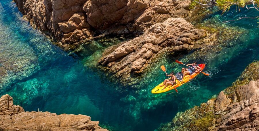 Barcelona: Costa Brava Kayak, Snorkel & Cliff Jump & Lunch - Snorkeling reality check: when it is amazing, and when to adjust your expectations