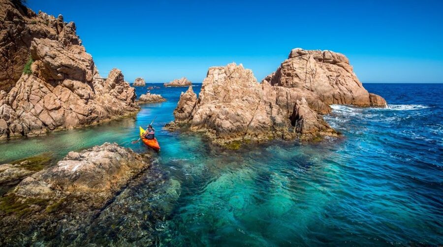 Barcelona: Costa Brava Kayak, Snorkel & Cliff Jump & Lunch - Who this tour suits best, and who should skip it