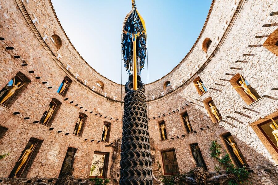 Barcelona: Dali Museum, House and Cadaques Guided Tour - Púbol Castle in summer: the Gala connection you will not get in Figueres