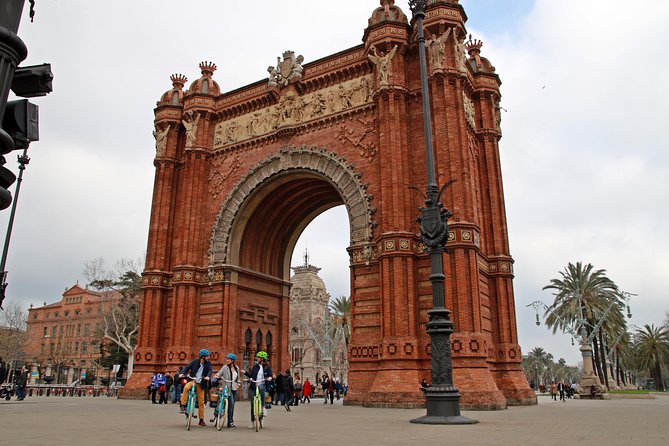 Barcelona E-Bike Guided Tour with Montjuic Hill - Why this e-bike Montjuic mix is such a smart first afternoon