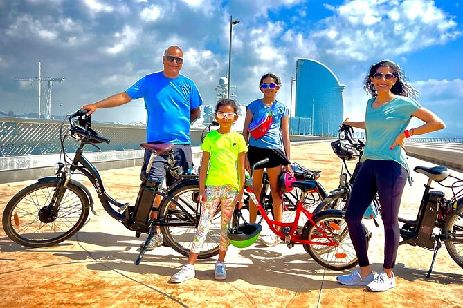 Barcelona E-Bike Photography Tour - Gothic Quarter (Barri Gotic): start in the city’s oldest layers