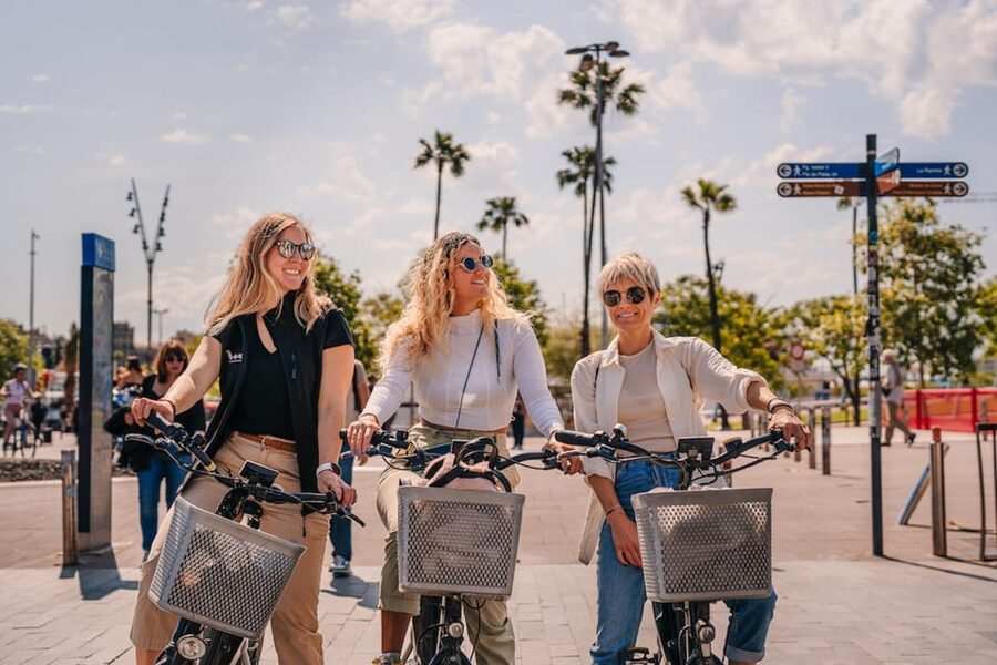 Barcelona: E-Bike Tour with Montjuic Cable Car & Boat Ride - Key things that make this tour special