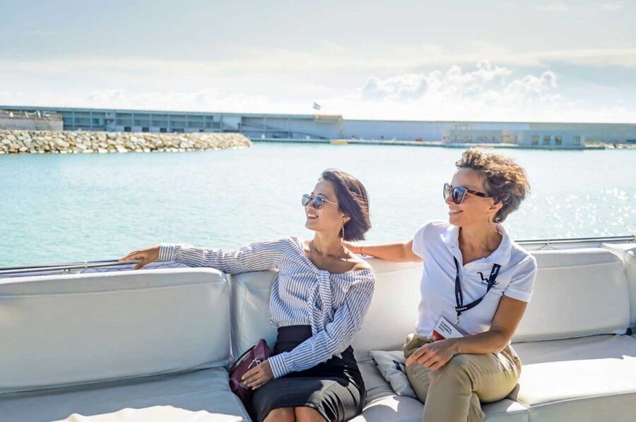 Barcelona: E-Bike Tour with Montjuic Cable Car & Boat Ride - Starting in El Raval, then rolling along Paral·lel Avenue