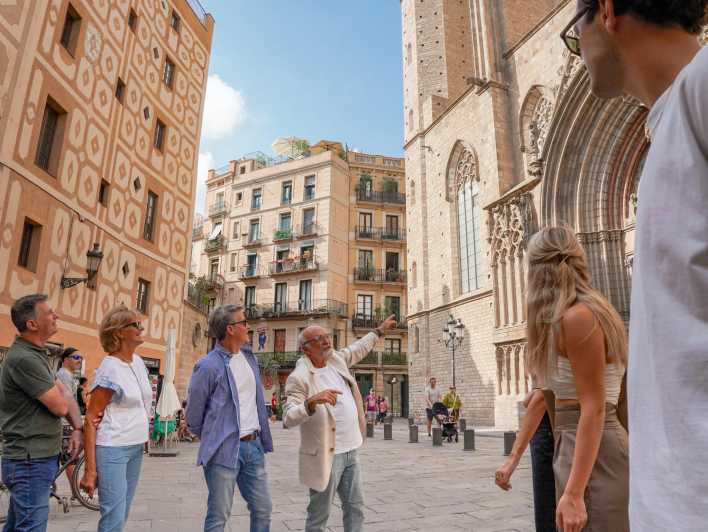 Barcelona: El Born and Gothic Quarter Wine & Tapas Bar Tour - Why El Born and the Gothic Quarter are a great match for wine and tapas