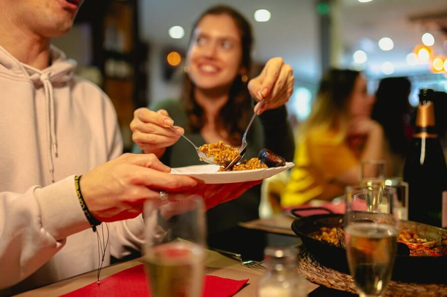 Barcelona: El Born Food Walking Tour with Tapas and Drinks - Price and value: what $93 buys you in the real world