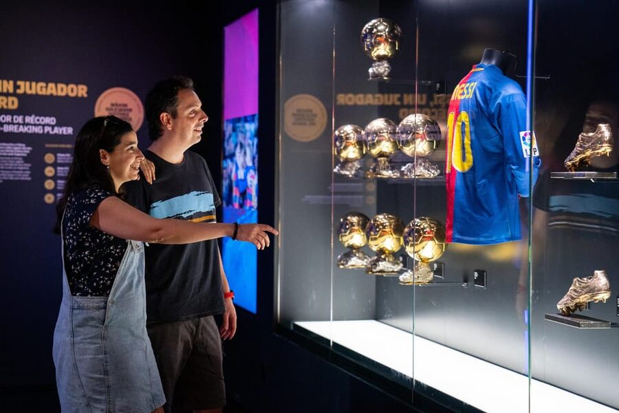 Barcelona: FC Barcelona Museum Total Experience Pass - Tots units fem fem força: a hands-on stop for both first teams