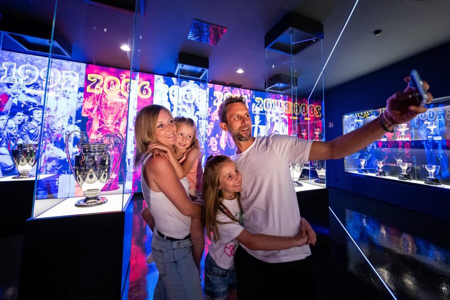 Barcelona: FC Barcelona Museum Total Experience Pass - Planning your day at Barça Immersive Tour, timing and pacing