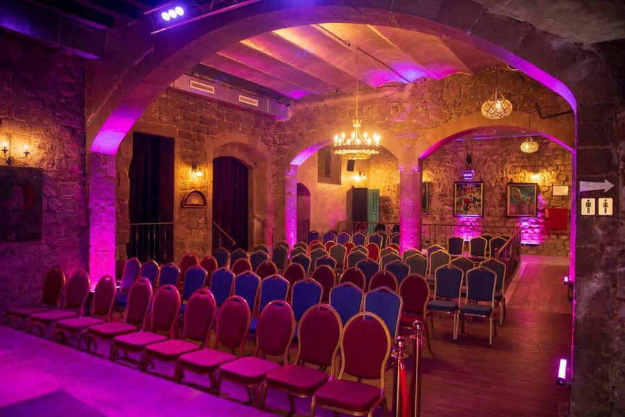 Barcelona: Flamenco Show at Palau Dalmases - Why the palace setting makes the flamenco feel more intense