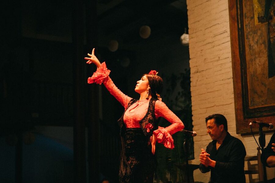 Barcelona: Flamenco Show with Dinner at Tablao de Carmen - Poble Espanyol from 4 PM: the easiest way to make this feel like a full night