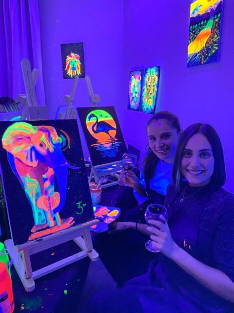 Barcelona: Fluorescent Paint and Wine Workshop - My Final Take, Should You Book This Fluorescent Paint and Wine Workshop?