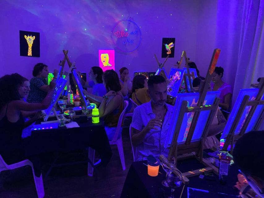 Barcelona: Fluorescent Paint and Wine Workshop - How the 2-Hour Session Moves: Step by Step, No Art Degree Needed