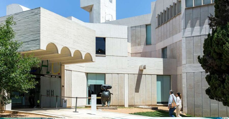 Barcelona: Fundació Joan Miró Skip-the-Line Entry Ticket - Inside the Sert building: how the layout changes your pacing