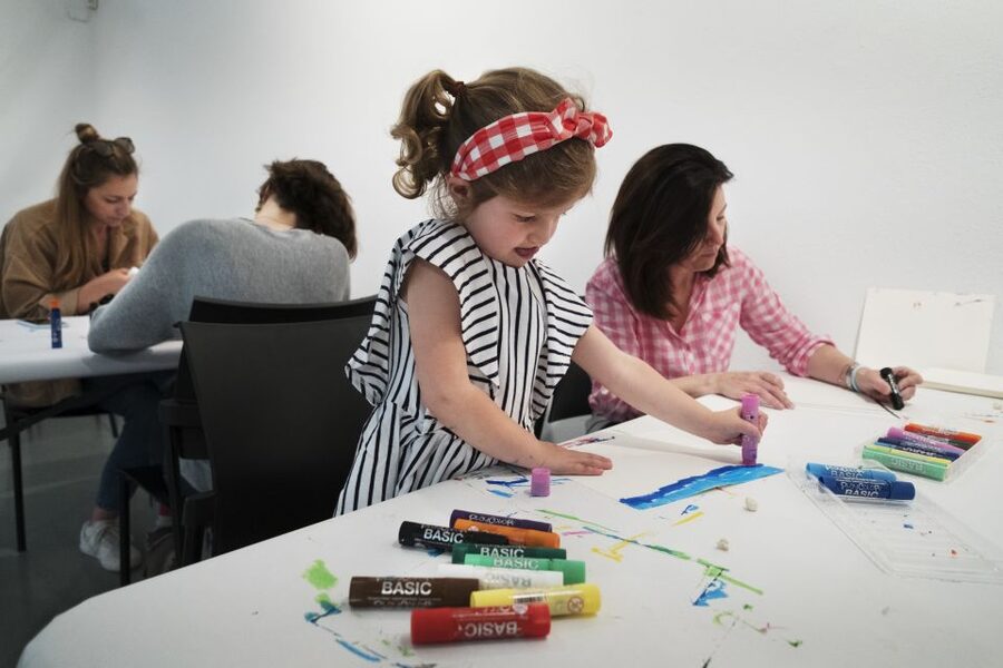 Barcelona: Fundació Joan Miró Skip-the-Line Entry Ticket - Audio and video guides: how to make the art click faster