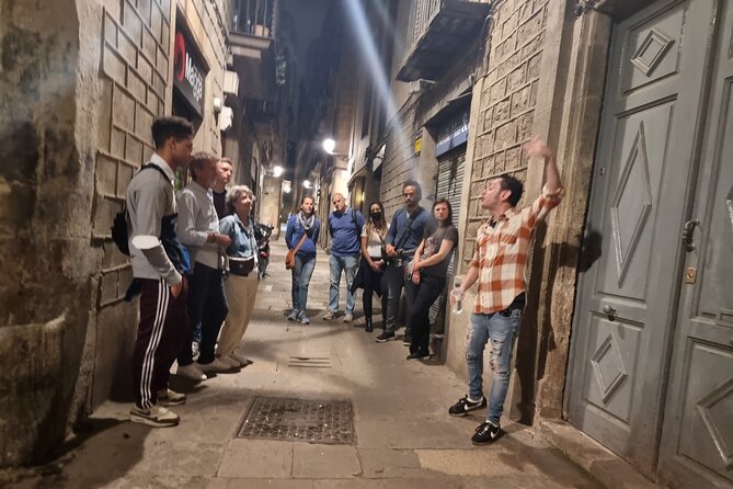 Barcelona Ghosts & Legends Tour - Entering The Barri Gotic After Dark