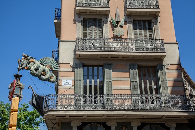 Barcelona Gothic Quarter's Deepest Secrets & Sangria - Las Ramblas to Barceloneta: ending with an easy transition to dinner