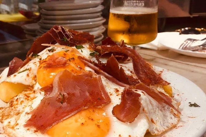 Barcelona Gothic Quarter VIP Tapas & Wine Tour - Carrer de Salomó ben Adret: fig ice cream or crema catalana, plus cava