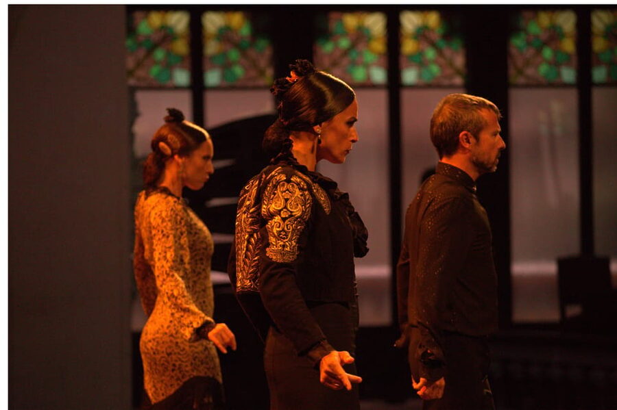 Barcelona: Gran Gala Flamenco Show Entry Ticket - Flamenco at two famous Barcelona stages (and why that matters)