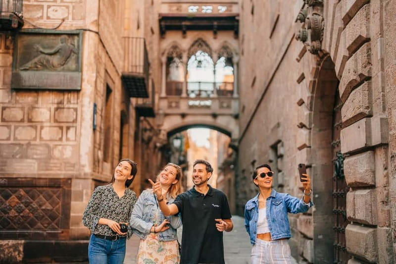 Barcelona: Helicopter Flight, Boat Ride, and Walking Tour - Key highlights at a glance