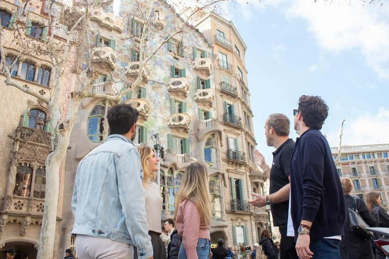 Barcelona: Helicopter Flight, Boat Ride, and Walking Tour - Casa Batlló: the best kind of stop for architecture fans