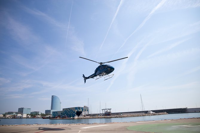 Barcelona Helicopter, Sailboat & Old Town Private Walking Tour - Small-group private, but don’t ignore the seat math