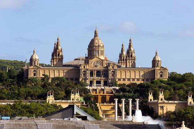 Barcelona Highlights Guided Tour with Monjuic Cable Car - Key highlights to expect on this Barcelona itinerary