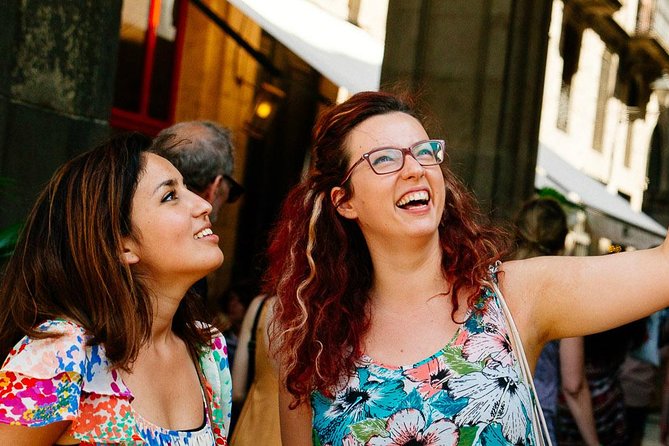 Barcelona Highlights & Hidden Gems Private Tour - The included local drink tasting, and how to make it count