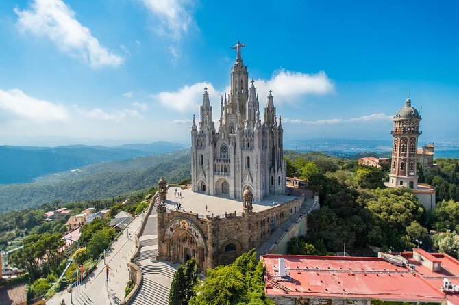 Barcelona Highlights Private Guided Tour with Hotel Pick-up - Price and value: what $1,131.20 per group really means