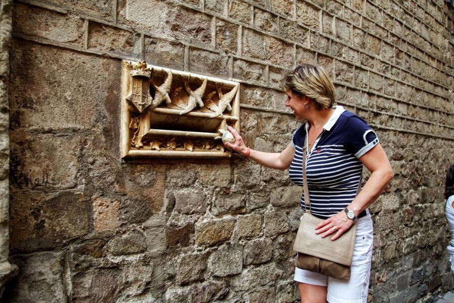 Barcelona Historical 3-Hour Bike Tour - El Born’s side streets: the part that makes biking feel like magic