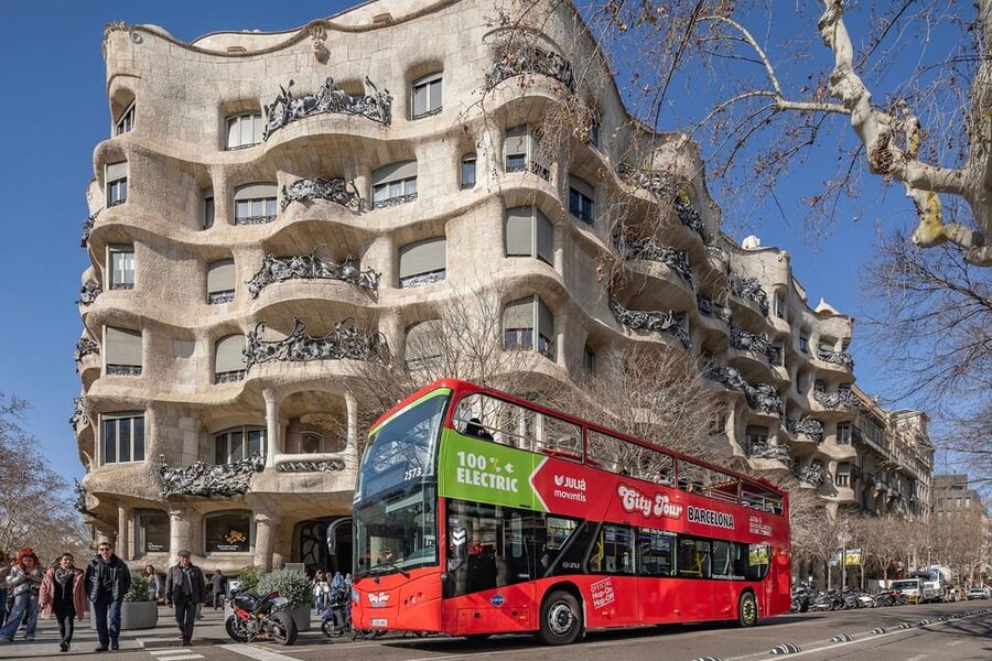 Barcelona: Hop-On Hop-Off Bus & Aquarium Tour - FAQ