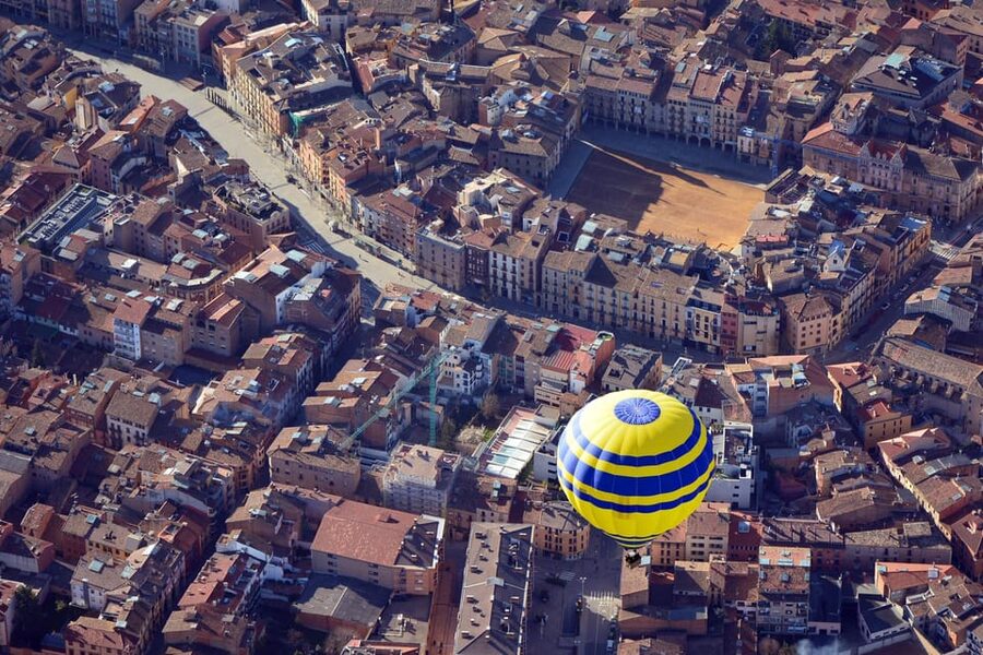 Barcelona: Hot Air Balloon Ride with Optional Transportation - Quick Tips to Get More Out of the View