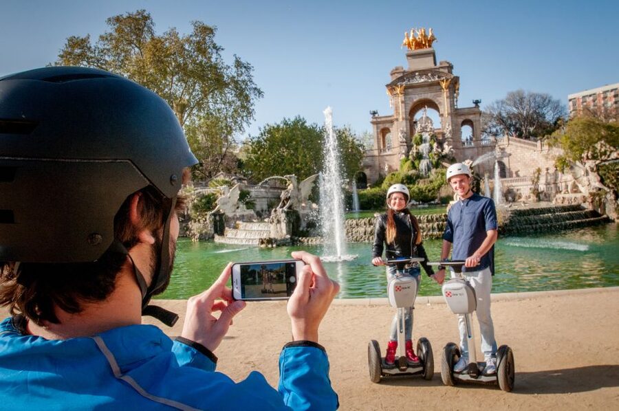 Barcelona Insiders Segway Tour 1.5h - La Ciutadella Parc: where the pace feels calmer