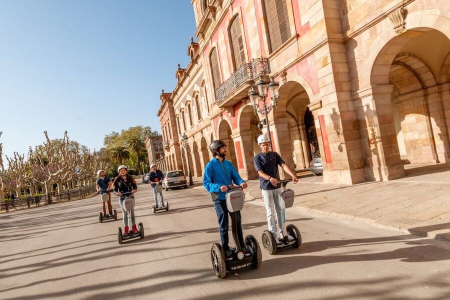 Barcelona Insiders Segway Tour 1.5h - Columbus Memorial: the big photo moment with guided context