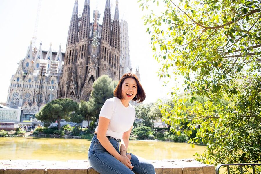Barcelona: Instagram Tour of the Most Scenic Spots - Parc de la Ciutadella: a scenic breather before the Gaudí sprint