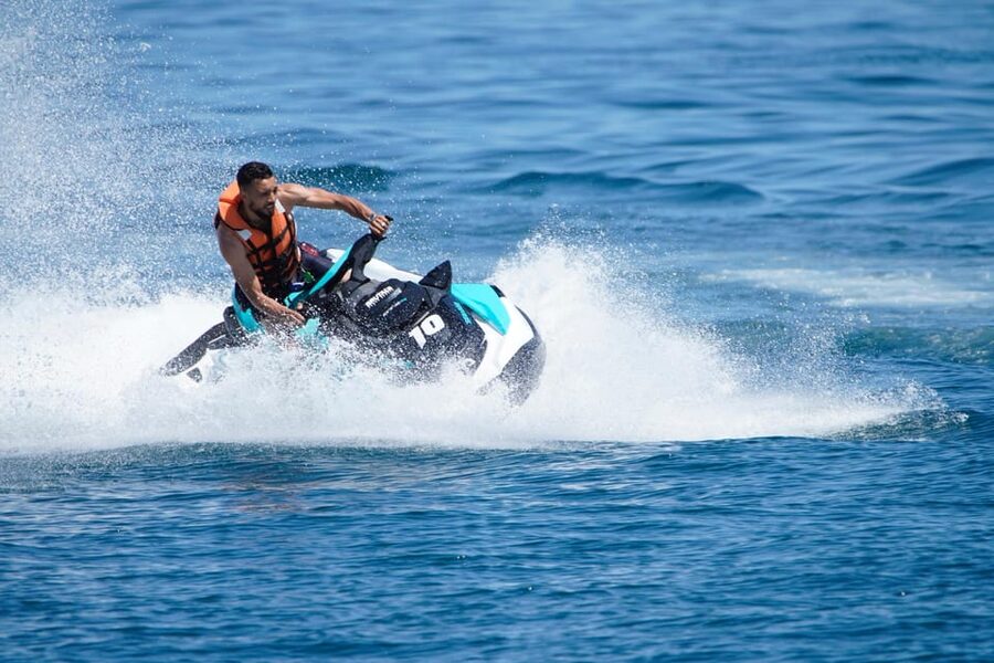 Barcelona: Jet Ski Rental (No License Needed) - Rules that matter: ID, phones, and what to wear