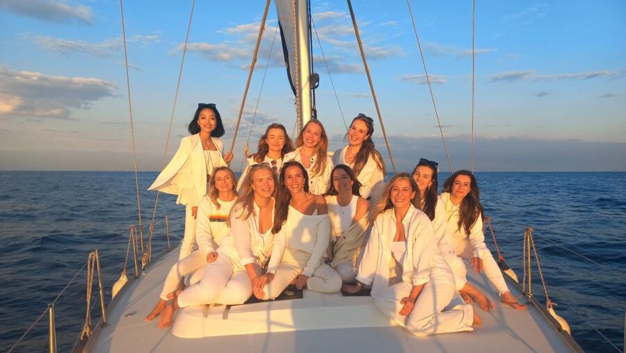 Barcelona: Luxury Private Yacht Daytime Cruise - The first phase: sailing out and getting the skyline right