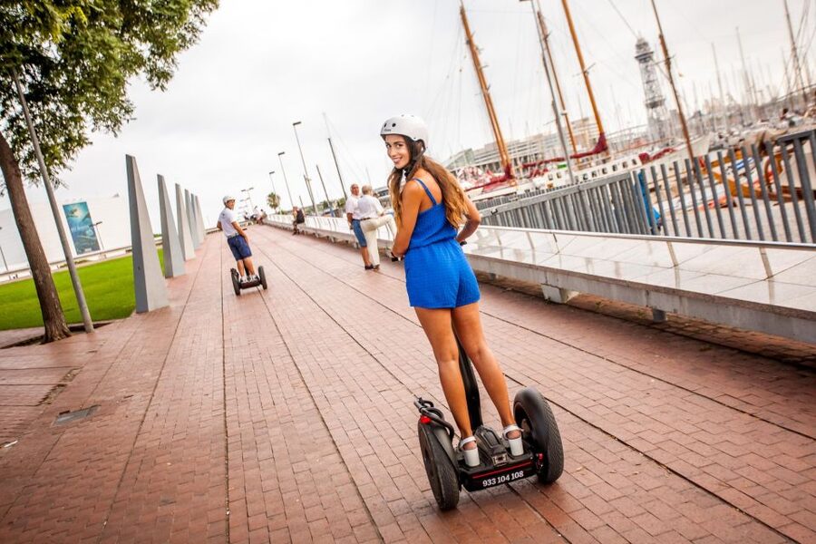 Barcelona: Montjuïc Segway Tour - Triumphal Arch and the 1888 World Exhibition vibe
