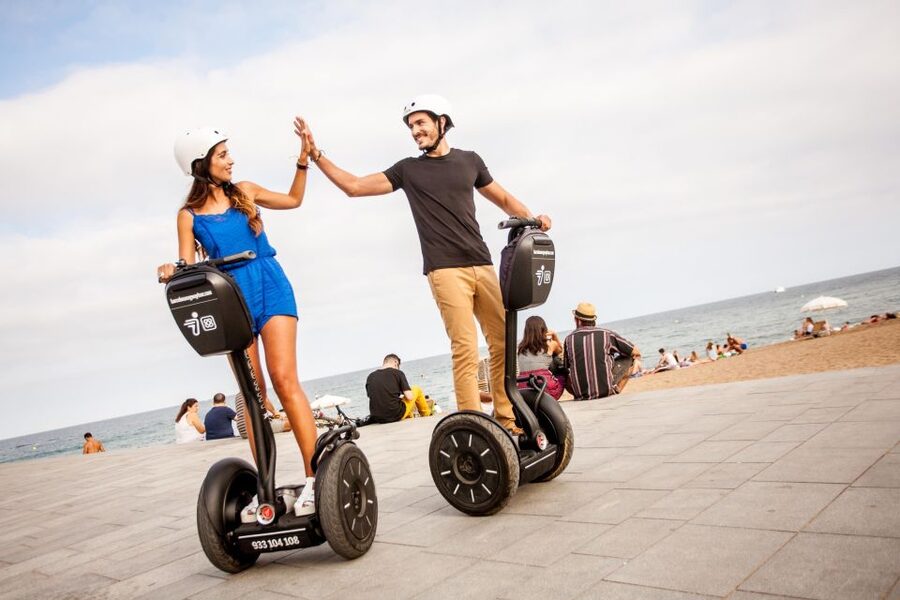 Barcelona: Montjuïc Segway Tour - Port Vell and Estación de Francia: the history-to-sea shift