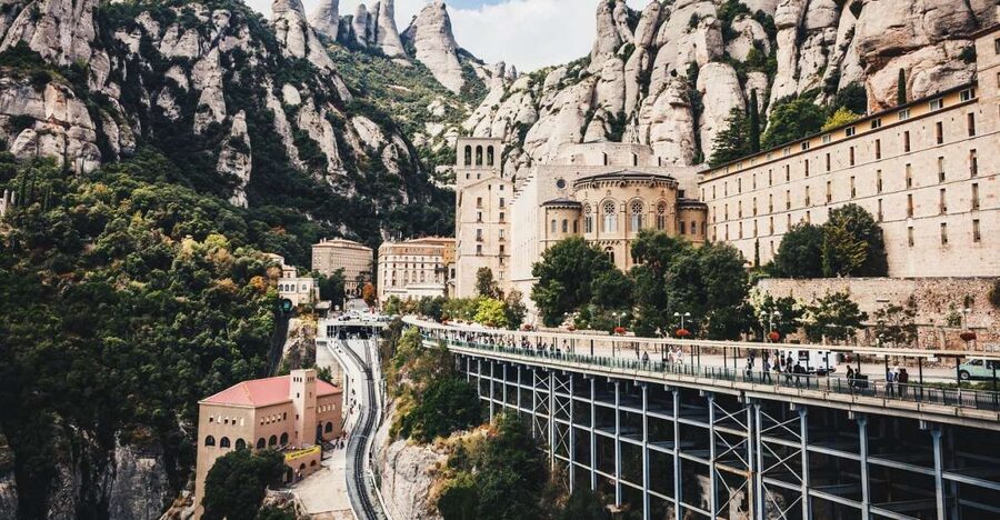 Barcelona: Montserrat Tour with Cog-Wheel & Black Madonna - Liquor tasting and the market in your free time