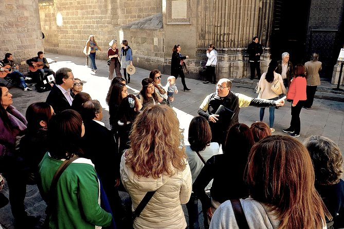Barcelona Old Town & Gothic Quarter Small Group Tour - Barcelona Cathedral and Santa Maria del Mar: what you see if you want more time