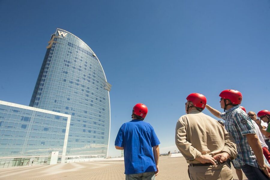 Barcelona: Old Town & Seafront Segway Tour - Port Vell to La Barceloneta: the seafront ride that saves your feet