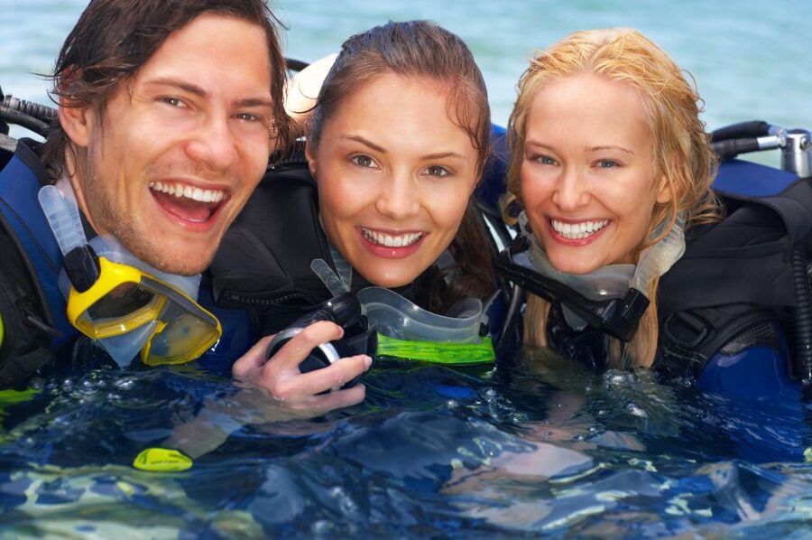 Barcelona: PADI Discover Scuba Diving - Barcelona’s first-timer scuba session in plain English