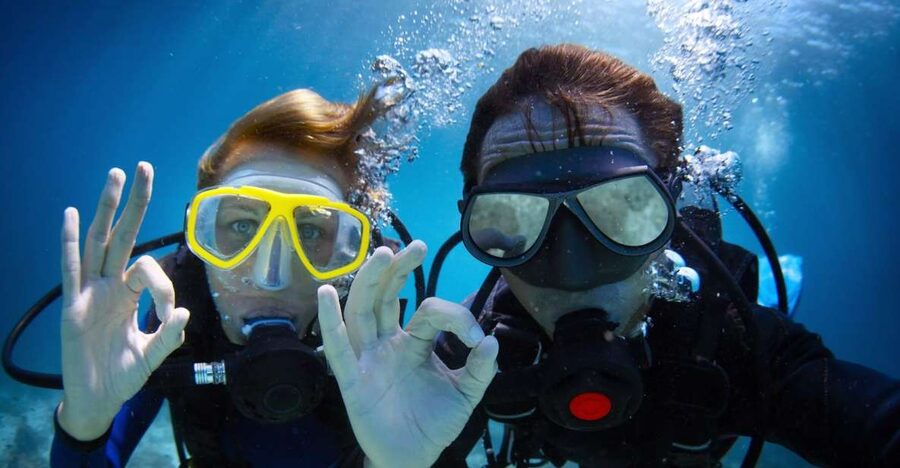 Barcelona: PADI Discover Scuba Diving - What happens once you’re in the water (and why the beach entry helps)
