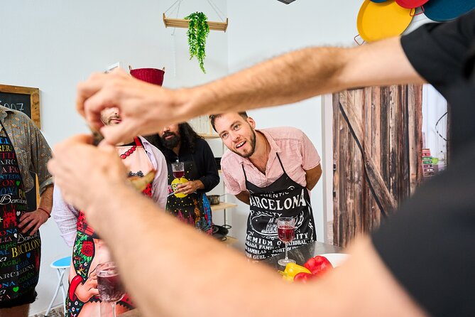 Barcelona Paella Cooking Class with Market Visit, Tapas & Sangria - The La Rambla transition, and why the walking matters