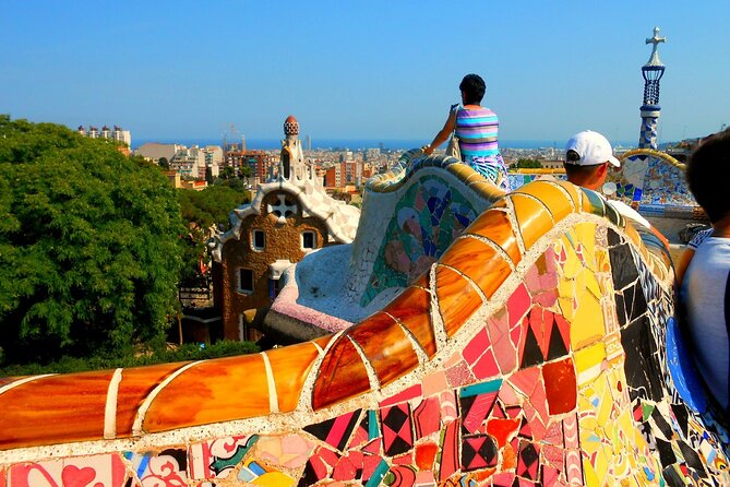 Barcelona: Park Güell Guided Tour & Tickets with Fast-Track Entry - Choosing a Tour Time That Fits Your Day in Barcelona