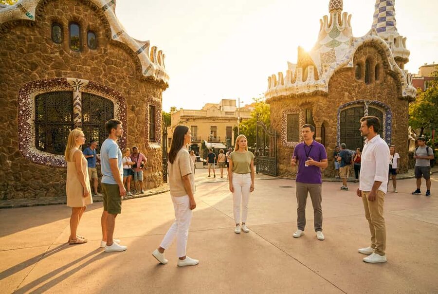 Barcelona: Park Güell Guided Tour with Fast-Track Ticket - Park Güell with fast-track entry, what you get in 90 minutes