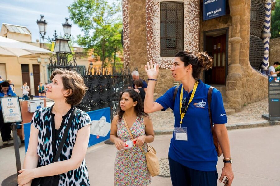 Barcelona: Park Guell Guided Tour with Skip-the-Line Entry - Monumental Zone Stops: El Drac, the Square, and the Marketplace