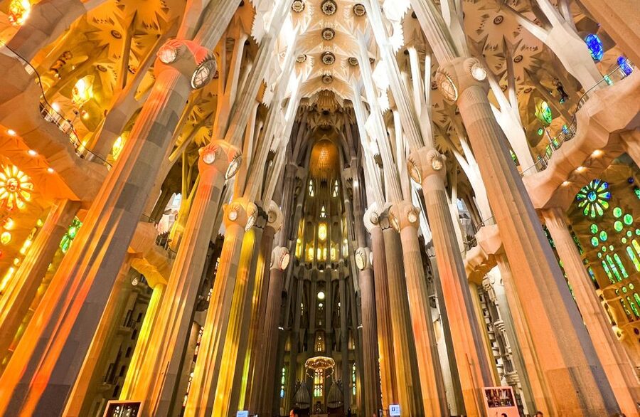 Barcelona: Park Güell & La Sagrada Familia Tickets and Tour - Pace, Walking, and Photo Time You’ll Want to Plan For