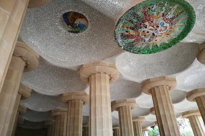 Barcelona Sagrada Familia and Guell Park drink and tapa - Getting there: pickup, transport, and the walk to the vehicle