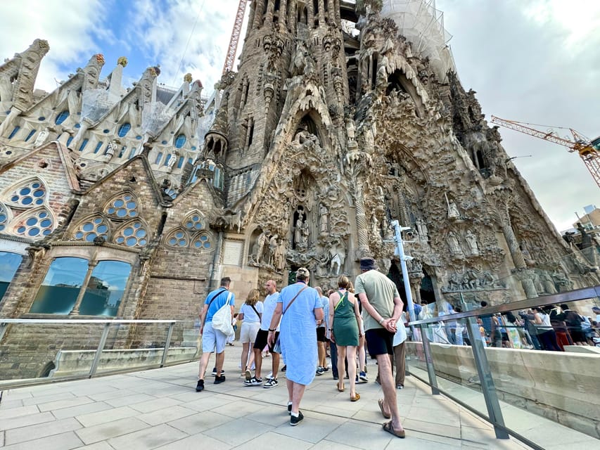 Barcelona: Sagrada Familia Entry Ticket and Guided Tour - Skip The Line, Then Start At The Nativity Facade